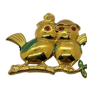 Lovebird Brooch Pin Vintage Womens Gold Brass Tone Retro Kitsch Little Charming